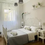 Lurooms- In B&B 노토