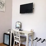 Lurooms- In