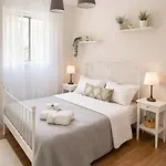 Lurooms- In Noto