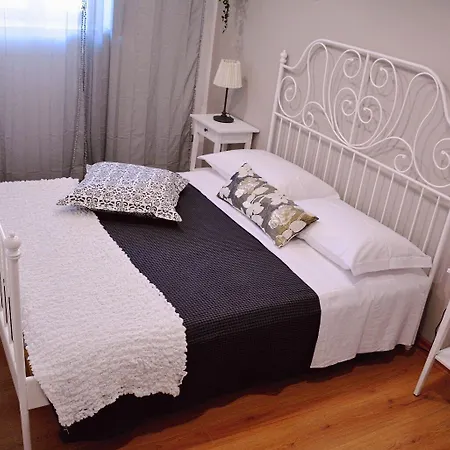 住宿加早餐酒店 Lurooms 诺托